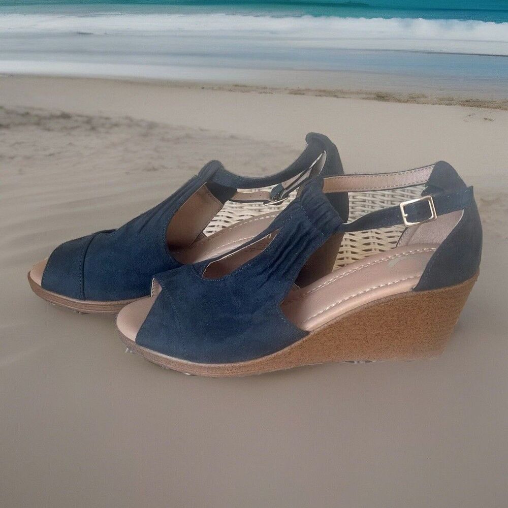 Journee Collection Kedzie Wedge Open Toe Sandals Shoes Womens 5.5 Teal Comfort